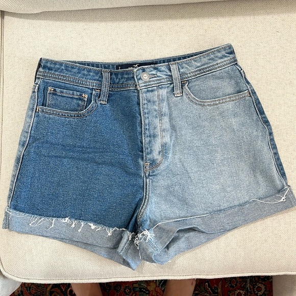 Hollister Ultra High Rise Mom Short 3” - Two Tone - Picture 1 of 4